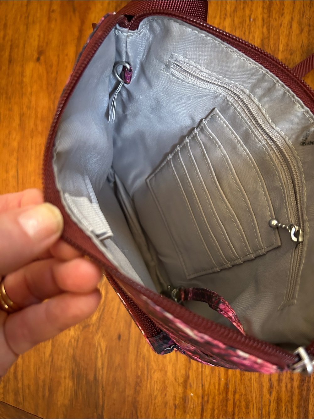 Baggallini Crossbody Bag - Picture 3 of 6